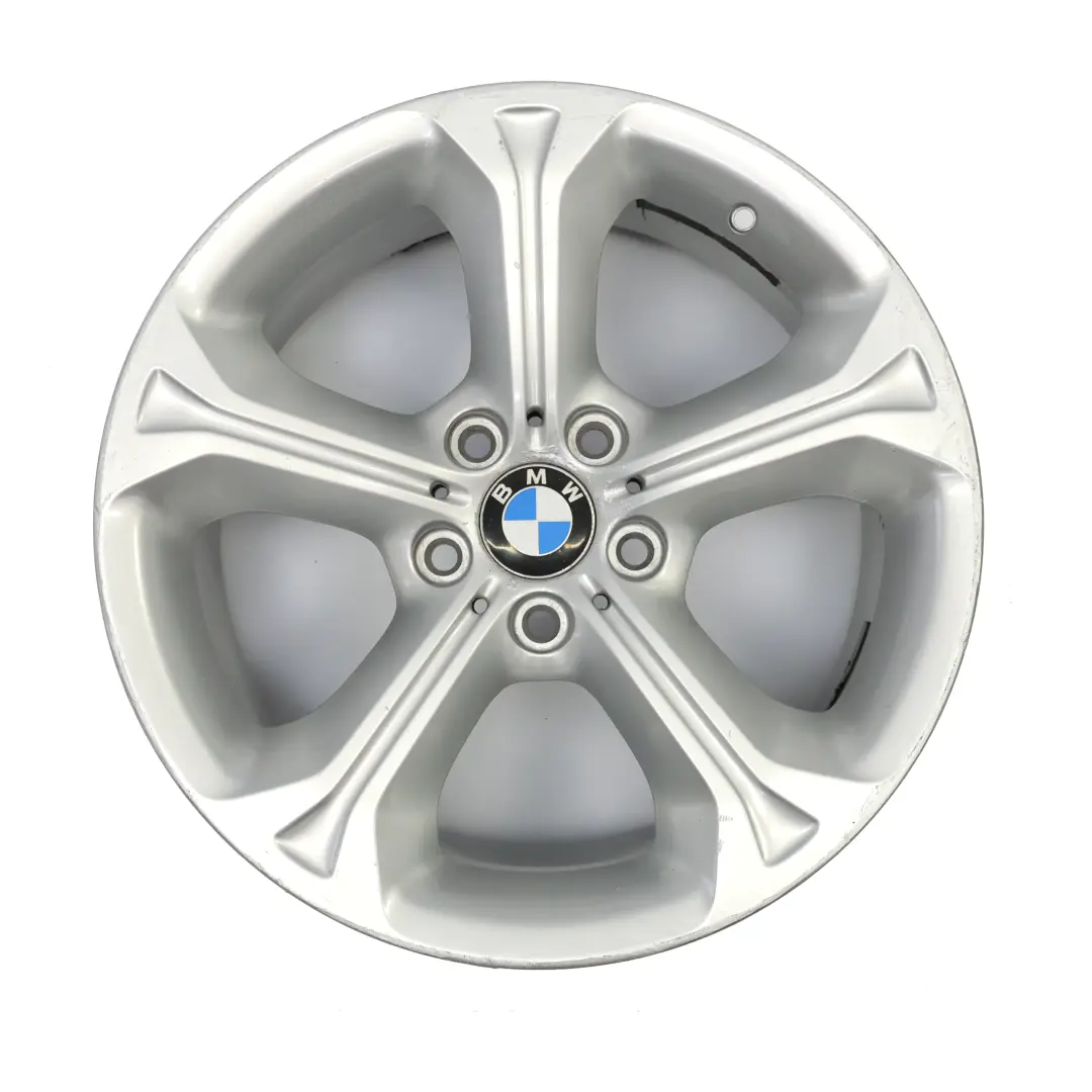 Llanta de aleación plateada 18" 8J ET:30 Star Spoke 320 para BMW X1 E84 con número de pieza 6789143 BMW X1 E84 Llanta de aleación plateada 18" 8J ET:30 Star Spoke 320 - SKU 6789143-2 - Número de pieza 6789143