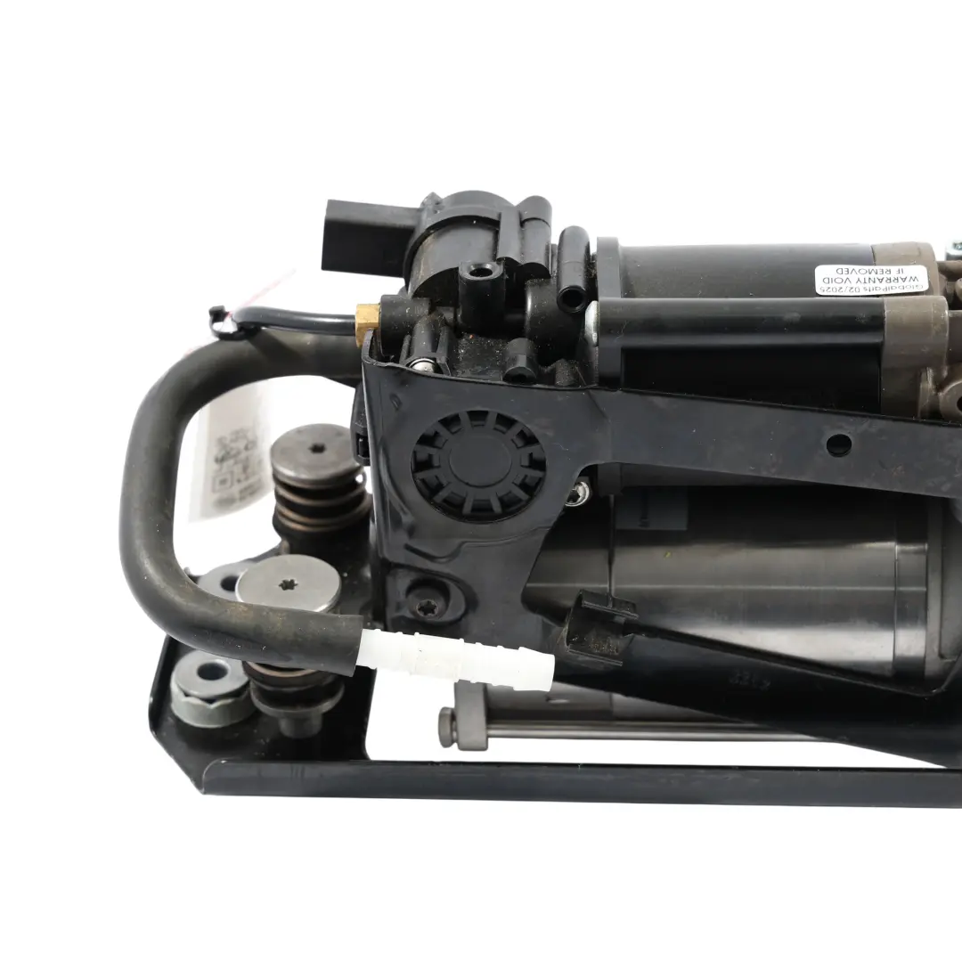 Alimentazione Sospensione Motore Controllo per BMW F11 Compressore Aria con numero di parte 6794465 BMW F11 Compressore Aria Alimentazione Sospensione Motore Controllo - SKU 6794465-2 - Numero di parte 6794465