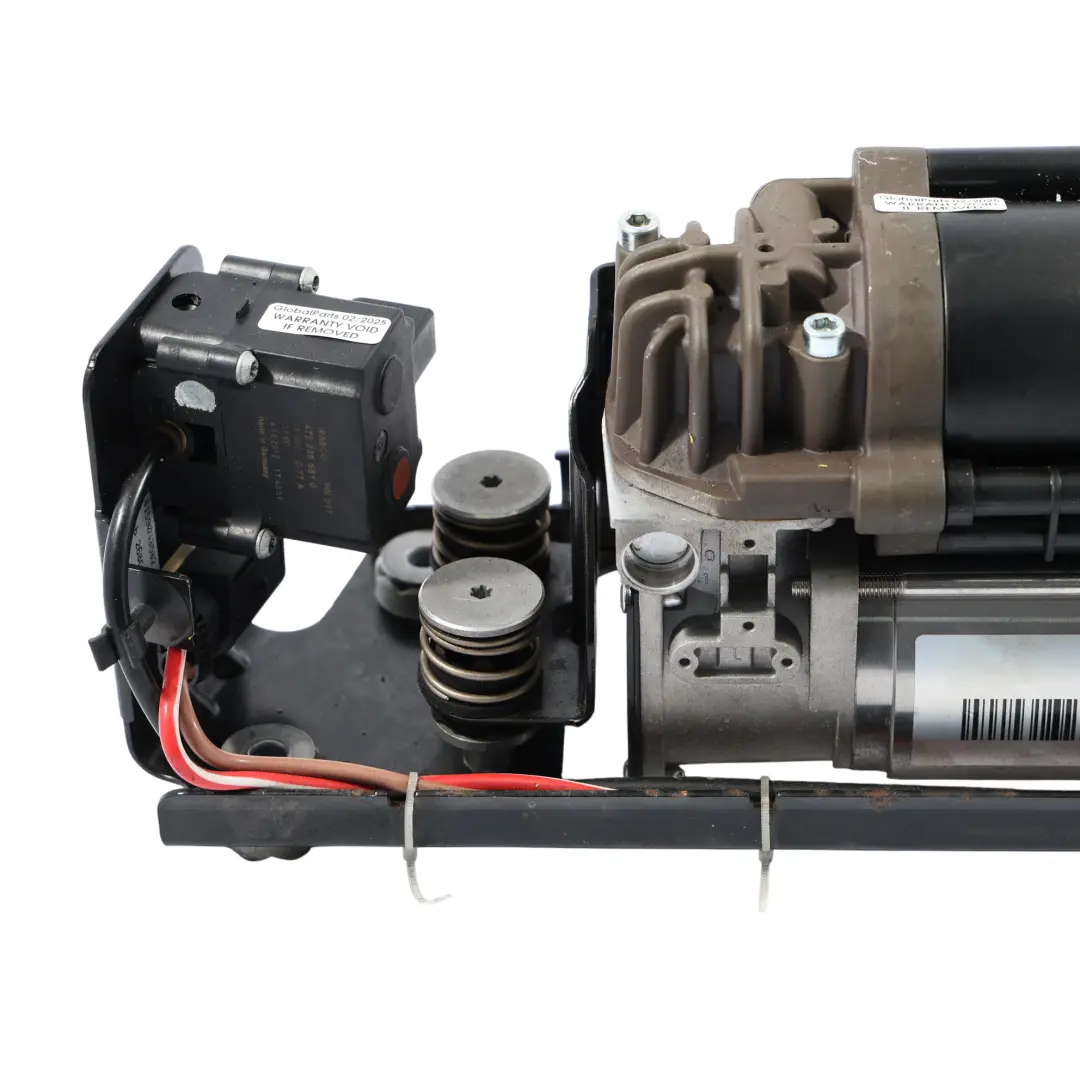 Compressor Supply Suspension Motor Control Unit to BMW F01 F02 F07 F11 Air with Part number 6794465 BMW F01 F02 F07 F11 Air Compressor Supply Suspension Motor Control Unit - SKU 6794465-2 - Part number 6794465