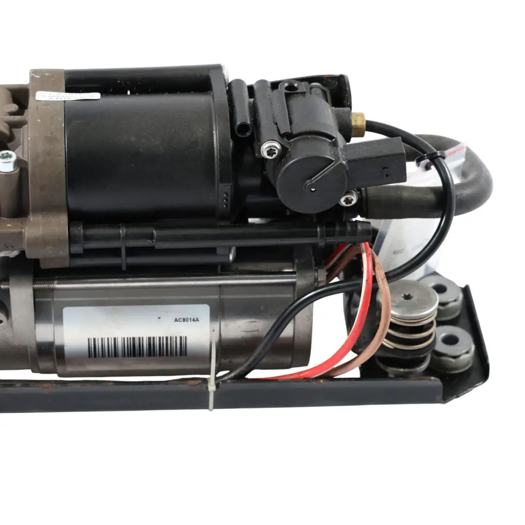 Alimentazione Sospensione Motore Controllo per BMW F11 Compressore Aria con numero di parte 6794465 BMW F11 Compressore Aria Alimentazione Sospensione Motore Controllo - SKU 6794465-2 - Numero di parte 6794465