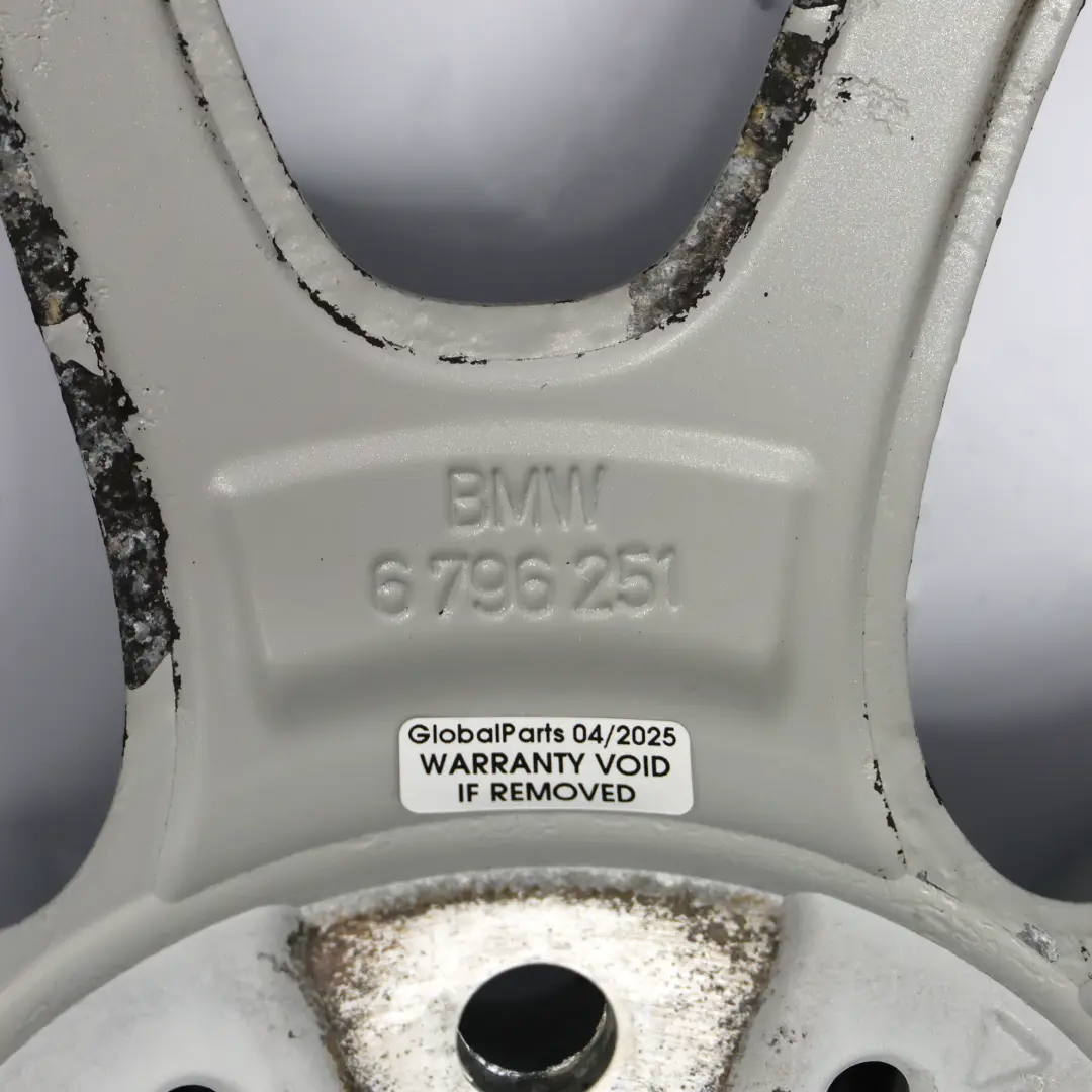 Llanta Aleación Plateada 18" 8,5J ET:47 V-Spoke Styling 398 para BMW F30 F31 con número de pieza 6796251 BMW F30 F31 Llanta Aleación Plateada 18" 8,5J ET:47 V-Spoke Styling 398 - SKU 6796251-3 - Número de pieza 6796251