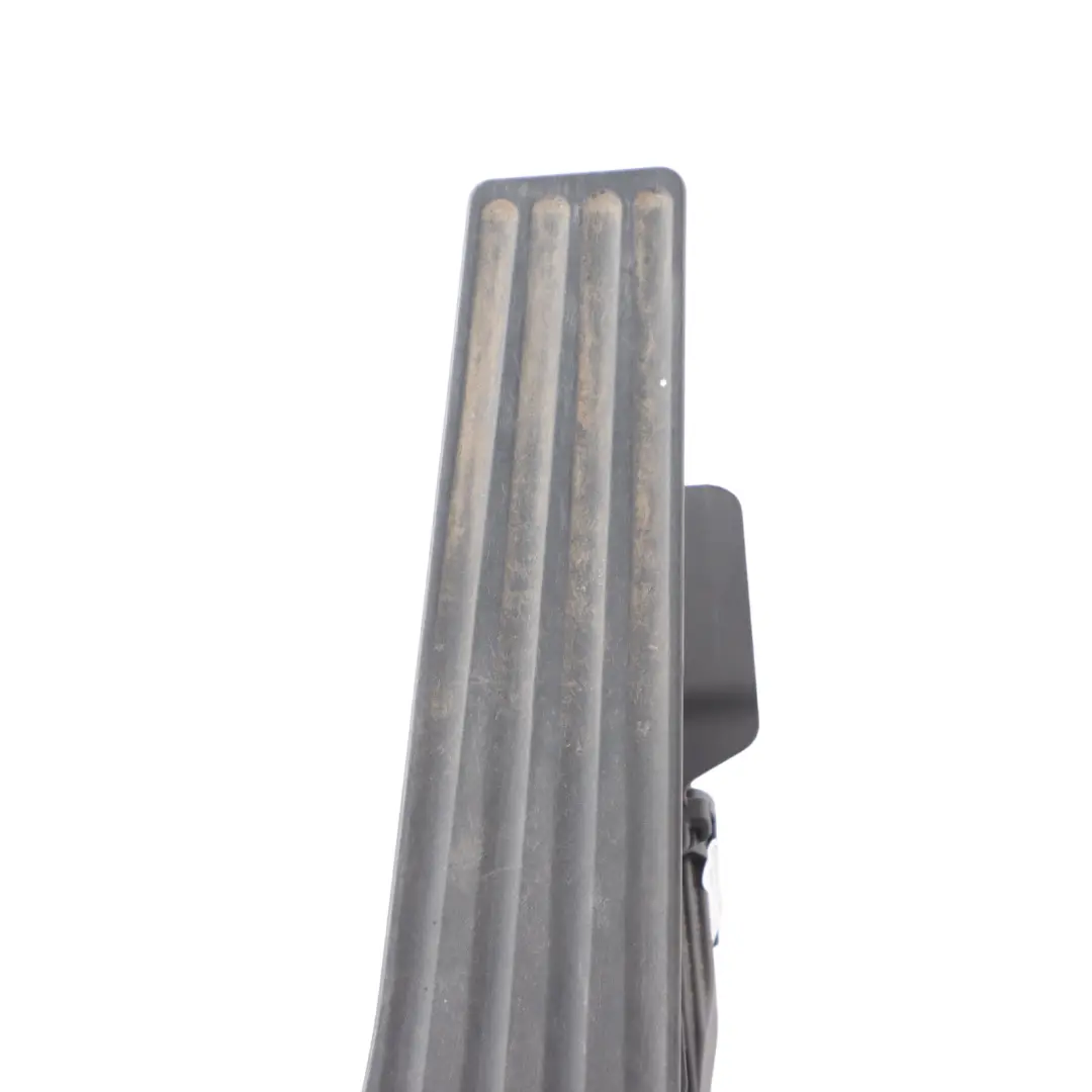 Accelerator Throttle Pedal BMW E81 E87 F20 F21 F22 F30 Manual Gearbox to with Part number 6853176 Accelerator Throttle Pedal BMW E81 E87 F20 F21 F22 F30 Manual Gearbox - SKU 6853176 - Part number 6853176