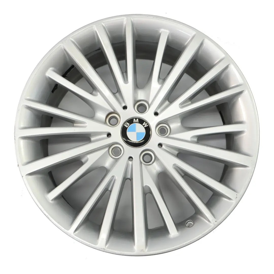 Argento Cerchio Lega Posteriore 19" 8.5J ET:47 Styling 399 per BMW F30 F32 con numero di parte 6856219 BMW F30 F32 Argento Cerchio Lega Posteriore 19" 8.5J ET:47 Styling 399 - SKU 6856219-1 - Numero di parte 6856219