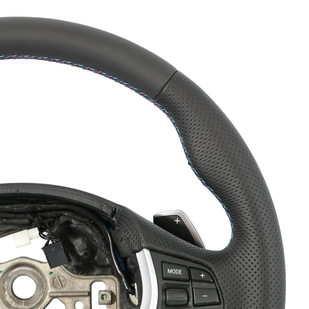  Lenkrad BMW F20 F21 F22 F30 F31 F32 NEU Schwarz Leder Sport Schaltwippen - SKU 6863343-5 - Teilenummer 6863343