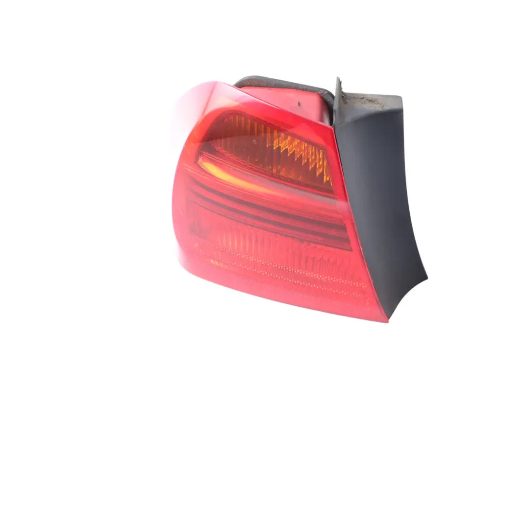 Lampe Arrière Feu Arrière Gauche pour BMW E90 à propos du numéro de pièce 6937457 BMW E90 Lampe Arrière Feu Arrière Gauche - SKU 6937457-1 - Numéro de pièce 6937457