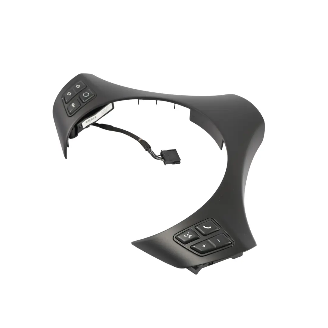 Embellecedor Negro Volante con Interruptor Multifuncion para BMW E87 E90 E91 con número de pieza 6767211 BMW E87 E90 E91 Embellecedor Negro Volante con Interruptor Multifuncion - SKU 6767211 - Número de pieza 6767211