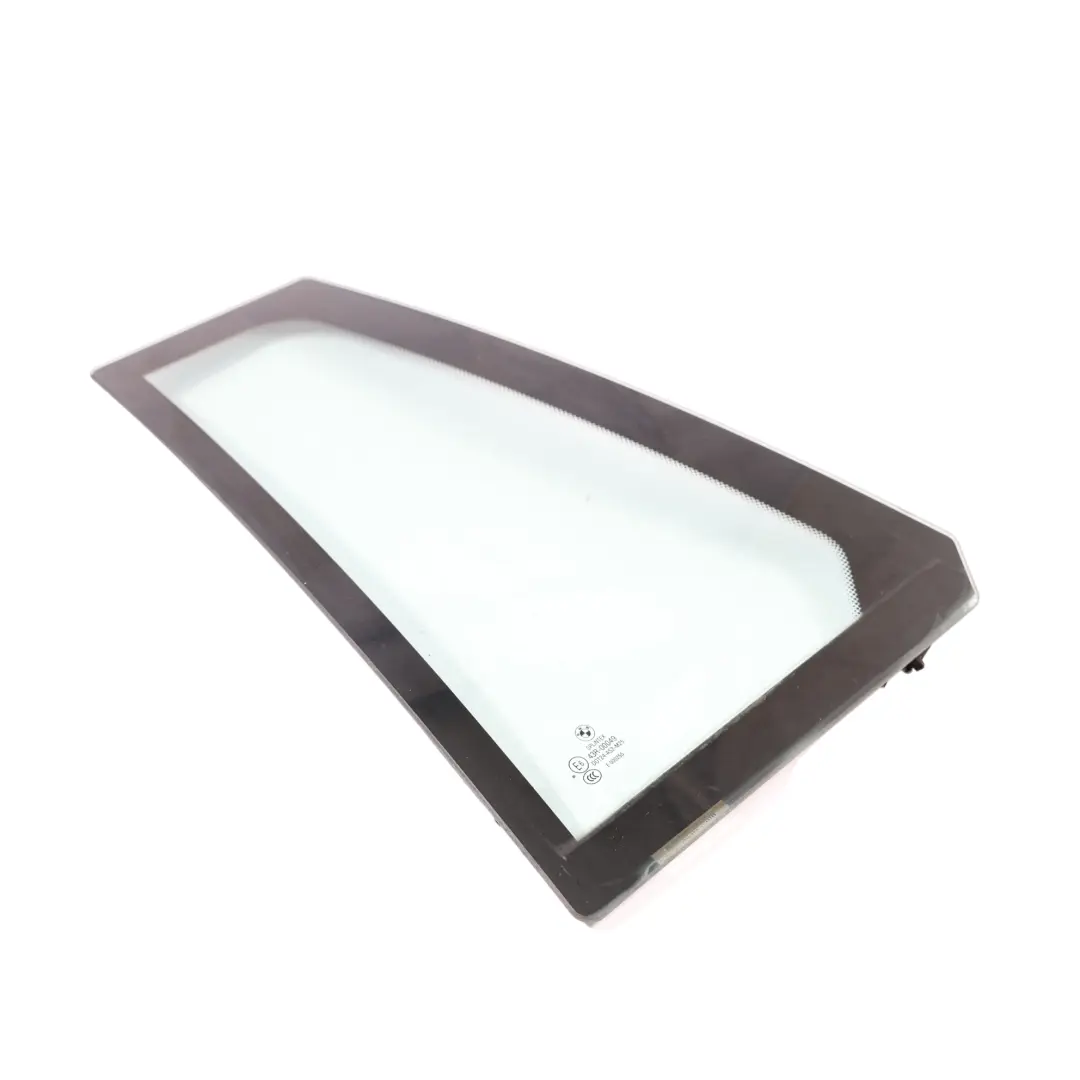 Finestrino Fisso Porta Vetro Verde Posteriore Sinistro AS2 per BMW E61 con numero di parte 7044175 BMW E61 Finestrino Fisso Porta Vetro Verde Posteriore Sinistro AS2 - SKU 7044175-1 - Numero di parte 7044175