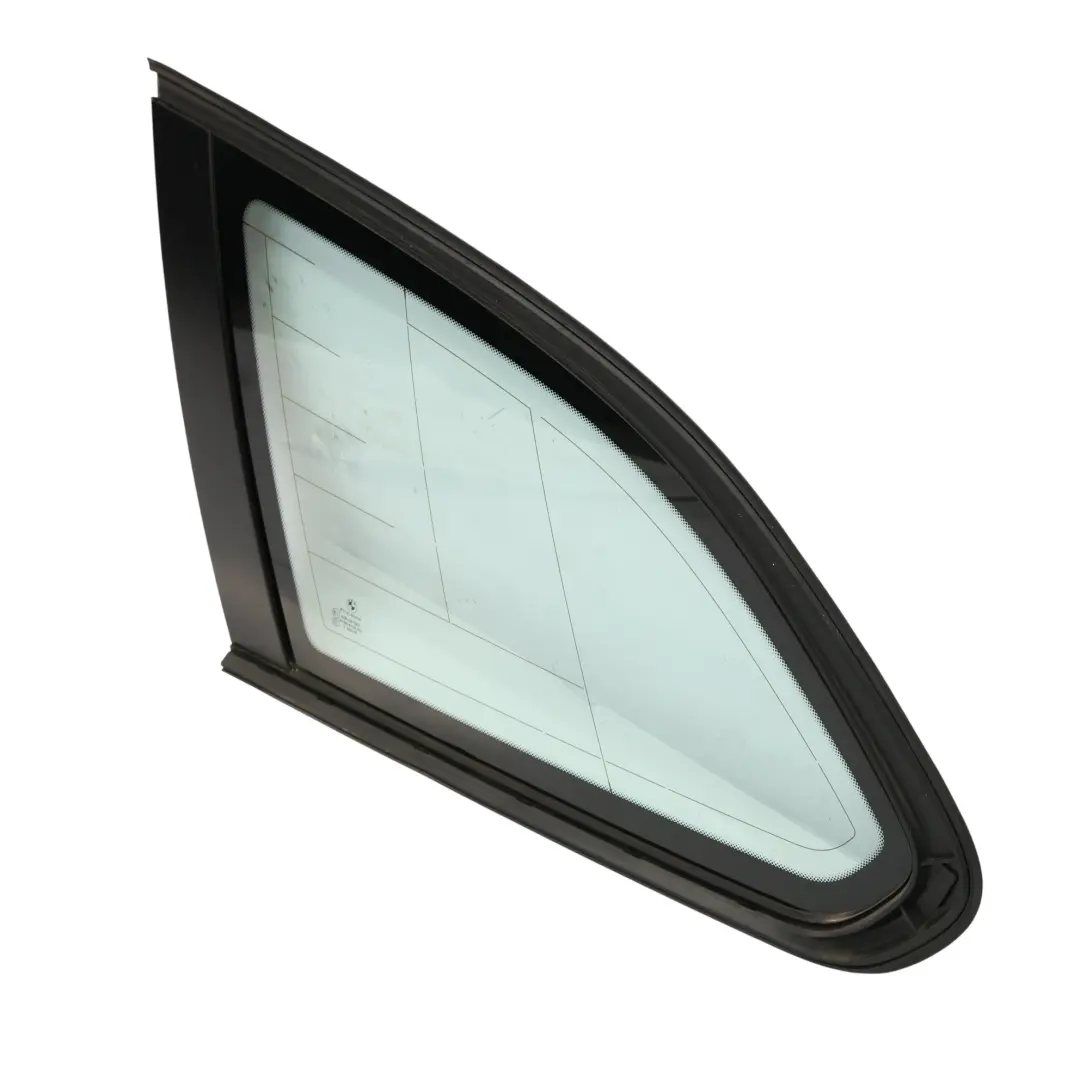 Finestrino Laterale Vetro Fisso Sinistro Verde AS2 per BMW F11 Touring con numero di parte 7046259 BMW F11 Touring Finestrino Laterale Vetro Fisso Sinistro Verde AS2 - SKU 7046259-1 - Numero di parte 7046259