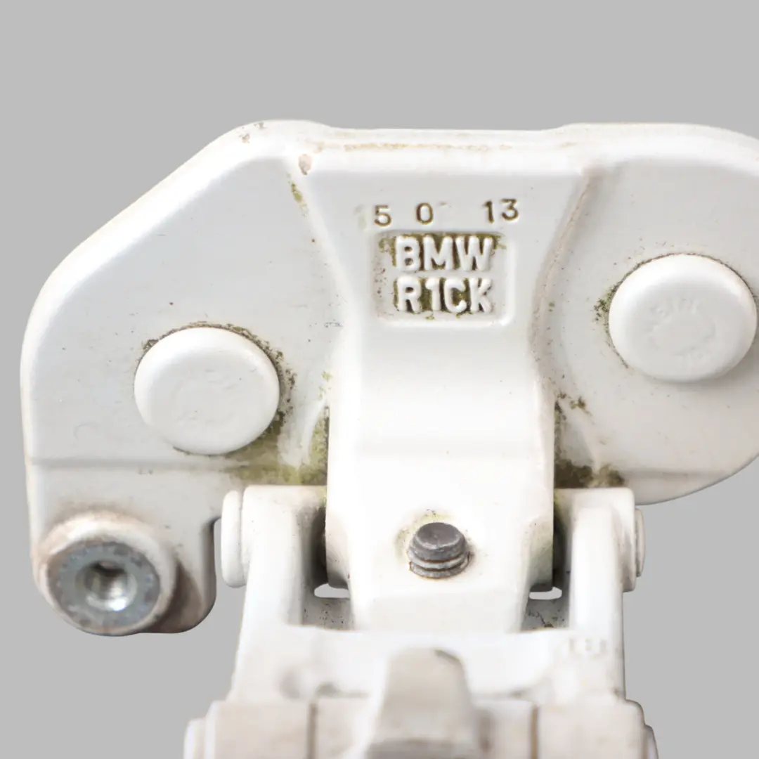 Hinge BMW E81 E84 E87 Trunk Lid Right O/S Mineral White - A96 to Tailgate with Part number 7067220 Tailgate Hinge BMW E81 E84 E87 Trunk Lid Right O/S Mineral White - A96 - SKU 7067220-MW - Part number 7067220