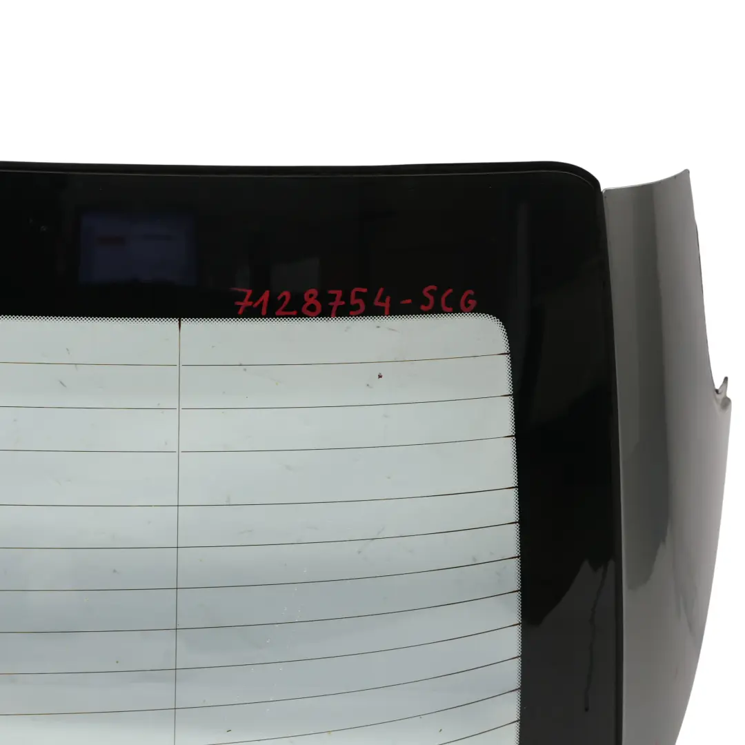 Szyba Tylna Dachu Składanego Hardtop Spacegrau Szary Metalik - A52 do BMW E93 o numerze 7128754 BMW E93 Szyba Tylna Dachu Składanego Hardtop Spacegrau Szary Metalik - A52 - SKU 7128754-SCG - Numer Części 7128754