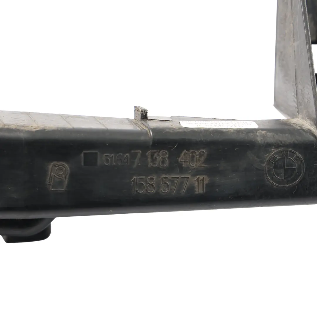 Supporto staffa braccio destro per BMW 3 E90 E91 LCI con numero di parte 7138402 BMW 3 E90 E91 LCI Supporto staffa braccio destro - SKU 7138402-1 - Numero di parte 7138402