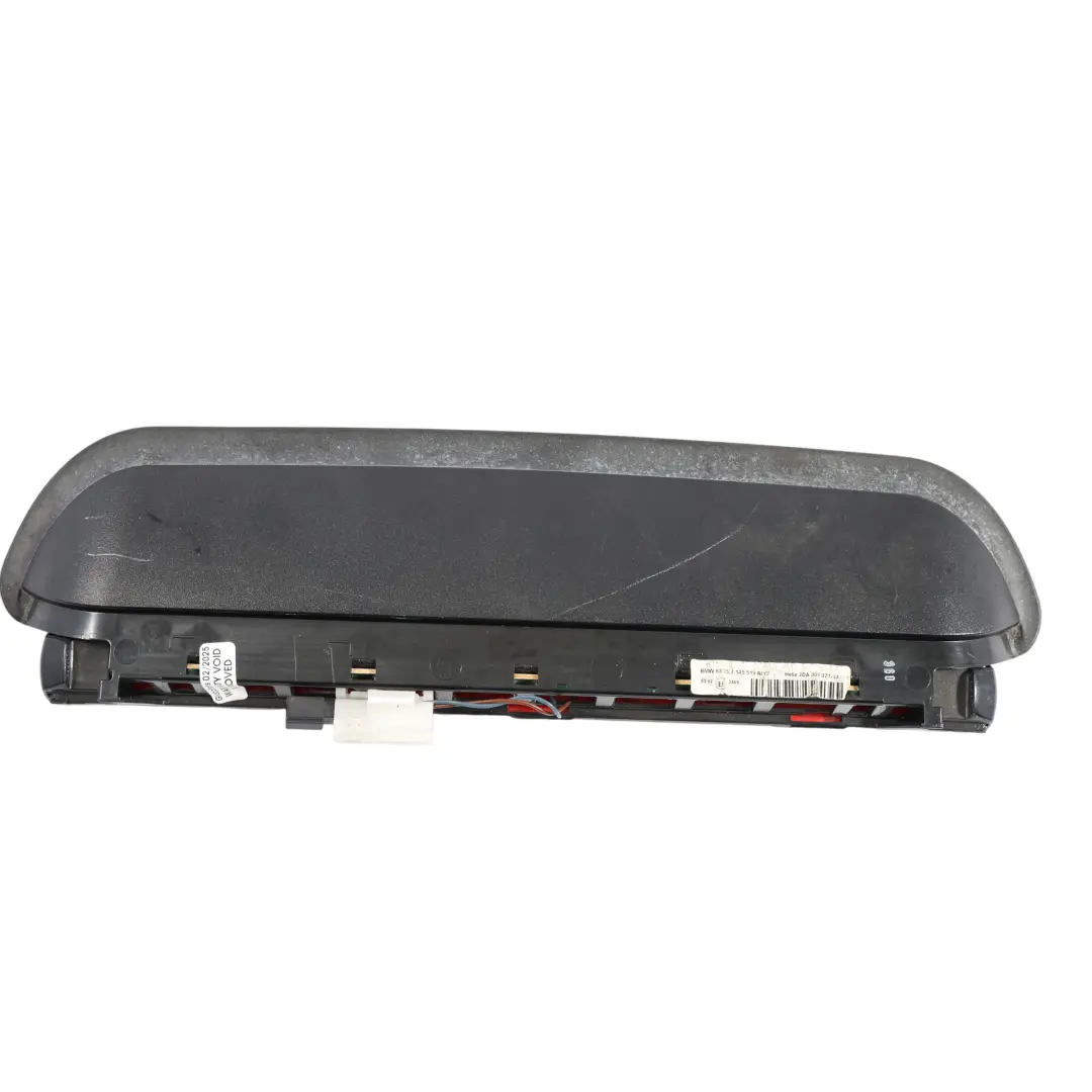 Trzecie Światło Stopu Szare do BMW E90 E90N o numerze 7145519 BMW E90 E90N Trzecie Światło Stopu Szare - SKU 7145519 - Numer Części 7145519