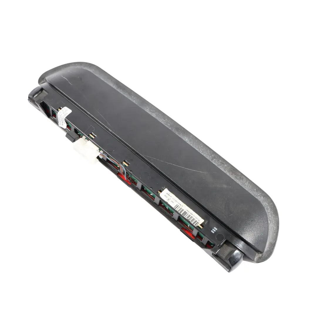 Tercera Luz De Freno Luz De Freno Gris para BMW E90 E90N con número de pieza 7145519 BMW E90 E90N Tercera Luz De Freno Luz De Freno Gris - SKU 7145519 - Número de pieza 7145519