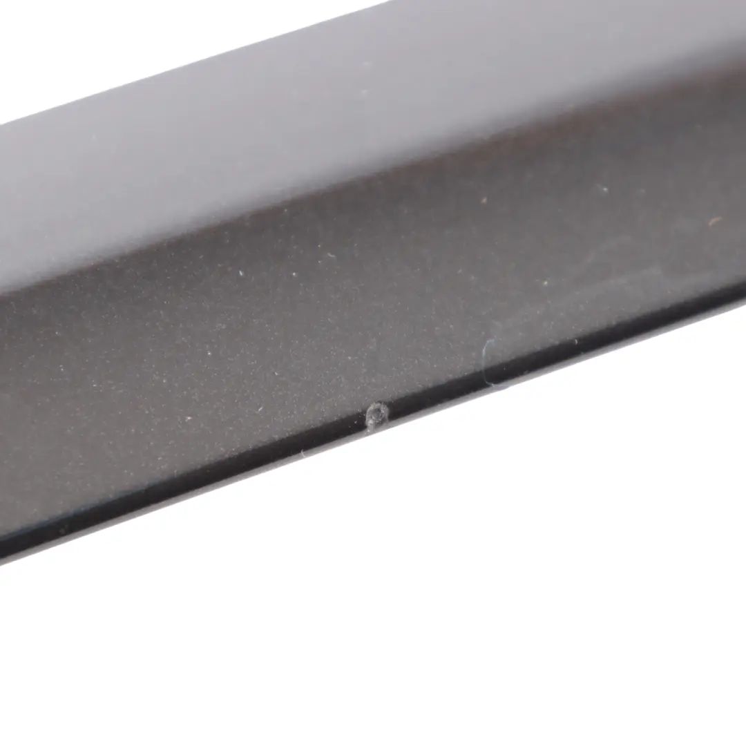 Rechte Obere Zierleiste Dachscharnier Abdeckung Schwarz 475 für BMW E93 mit Teilenummer 7184048 BMW E93 Rechte Obere Zierleiste Dachscharnier Abdeckung Schwarz 475 - SKU 7184048-BS - Teilenummer 7184048