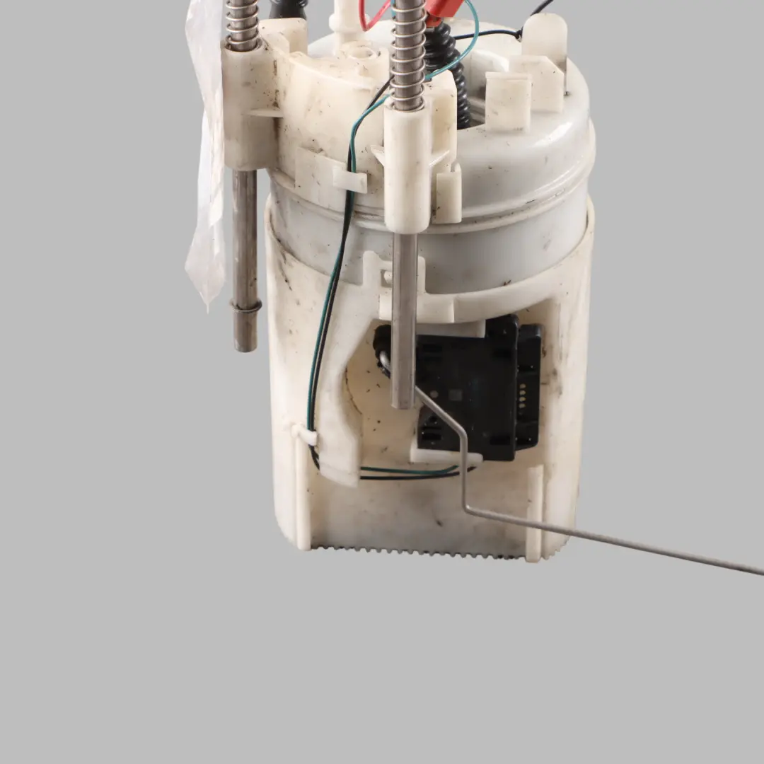 4.8i N62N Petrol Fuel Tank Sending Delivery Unit Pump to BMW X5 E70 with Part number 7195464 BMW X5 E70 4.8i N62N Petrol Fuel Tank Sending Delivery Unit Pump - SKU 7195464 - Part number 7195464