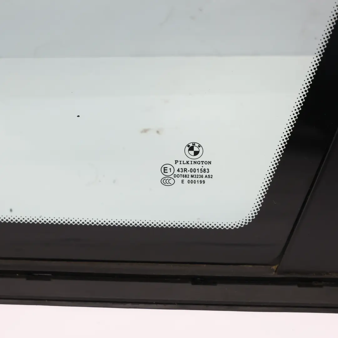 Seitenfenster Hinten Rechts Viertel Glasverglasung AS2 für BMW F11 Touring mit Teilenummer 7199990 BMW F11 Touring Seitenfenster Hinten Rechts Viertel Glasverglasung AS2 - SKU 7199990-2 - Teilenummer 7199990