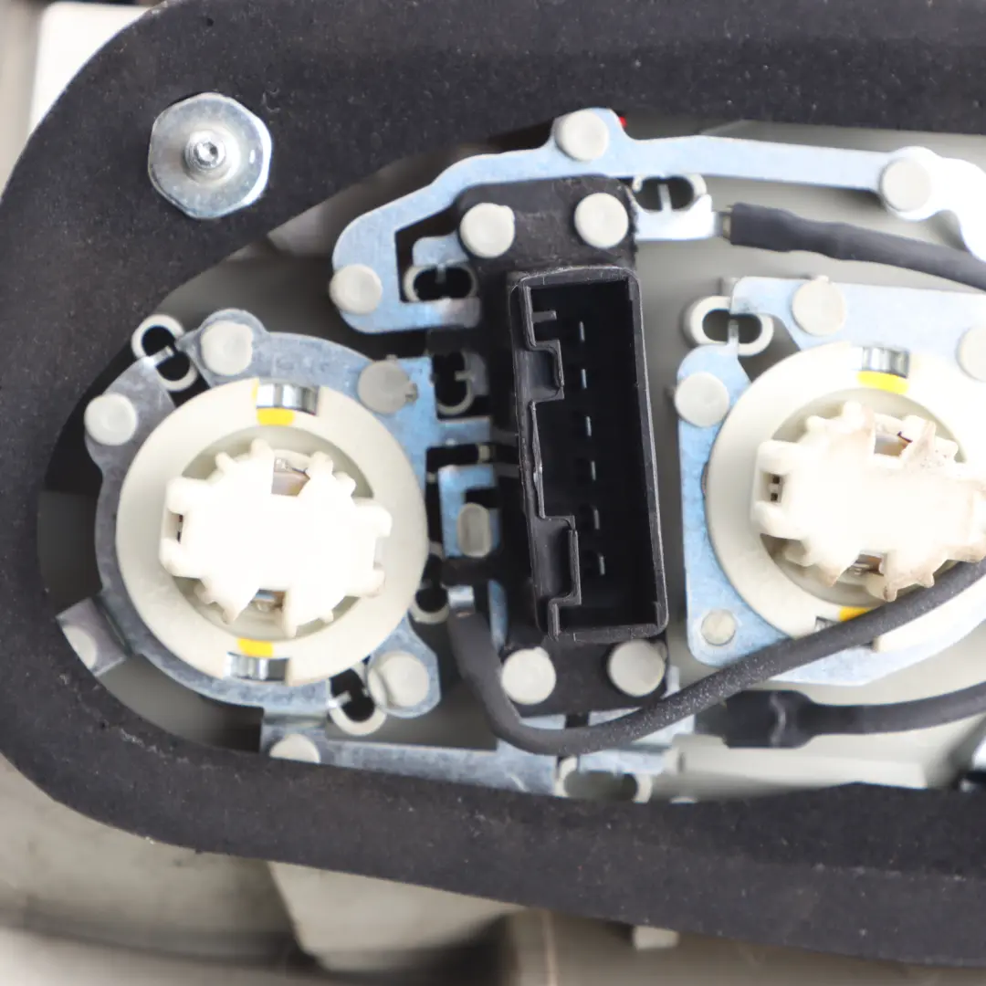 Feu arriere dans le panneau lateral gauche pour BMW X5 Series E70 à propos du numéro de pièce 7200817 BMW X5 Series E70 Feu arriere dans le panneau lateral gauche - SKU 7200817 - Numéro de pièce 7200817