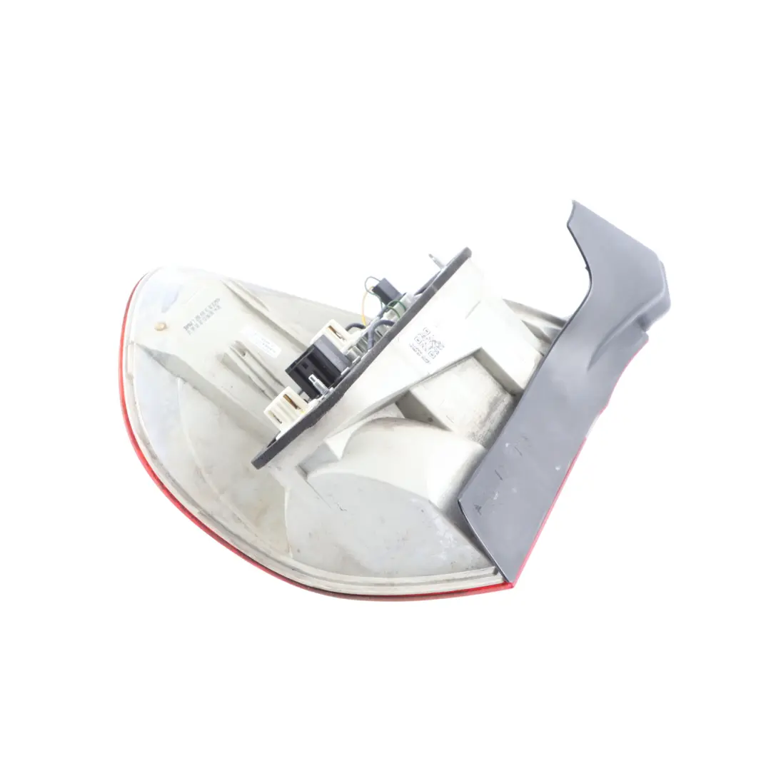 BMW X5 Series E70 Rear Light Lamp Trim In The Side Panel Right O/S - SKU 7200818-1 - Part number 7200818