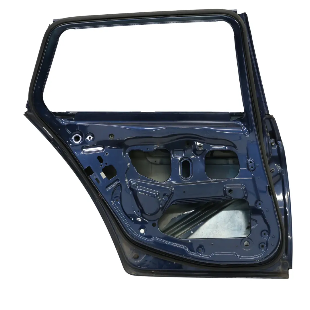 Puerta Trasera Izquierda Tiefseeblau Metallic - A76 para BMW F11 Touring con número de pieza 7206119 BMW F11 Touring Puerta Trasera Izquierda Tiefseeblau Metallic - A76 - SKU 7206119-DSB1 - Número de pieza 7206119