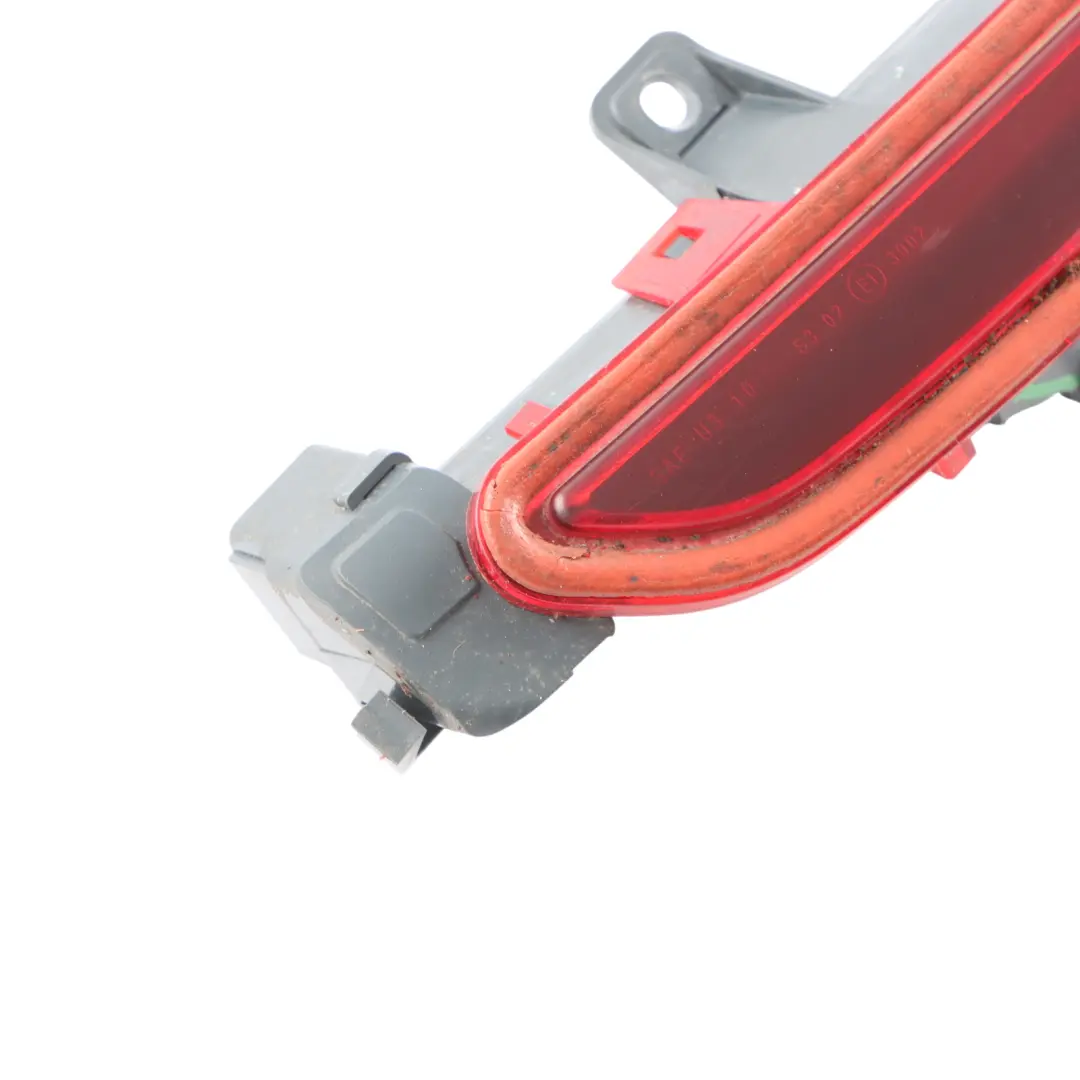 Trzecie Światło Stop Klapy Bagażnika do BMW F12 F13 o numerze 7210574 BMW F12 F13 Trzecie Światło Stop Klapy Bagażnika - SKU 7210574 - Numer Części 7210574