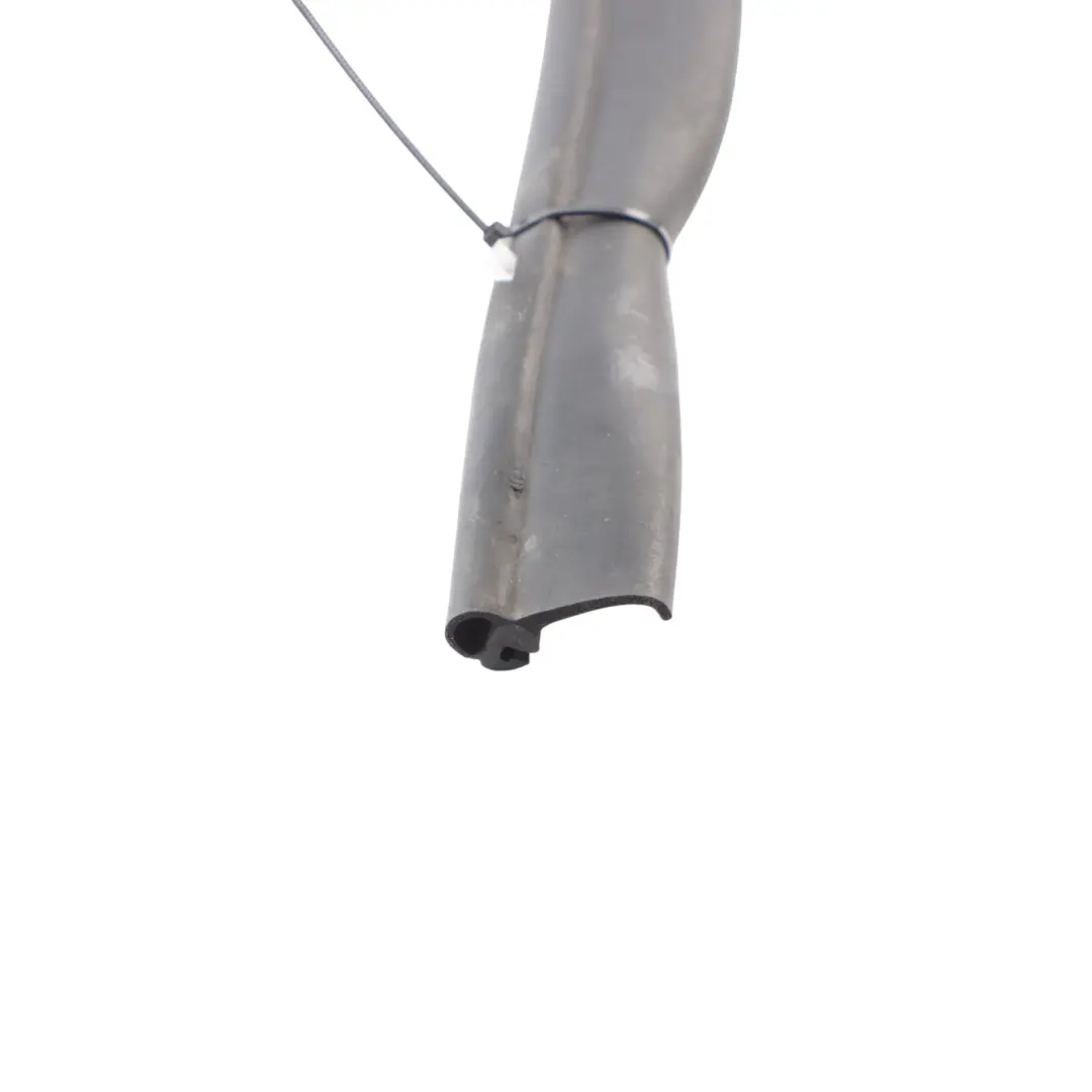 Guarnizione Cofano BMW F20 F20N F21 F22 F23 LCI Motore Anteriore per con numero di parte 7239145 Guarnizione Cofano BMW F20 F20N F21 F22 F23 LCI Motore Anteriore - SKU 7239145 - Numero di parte 7239145