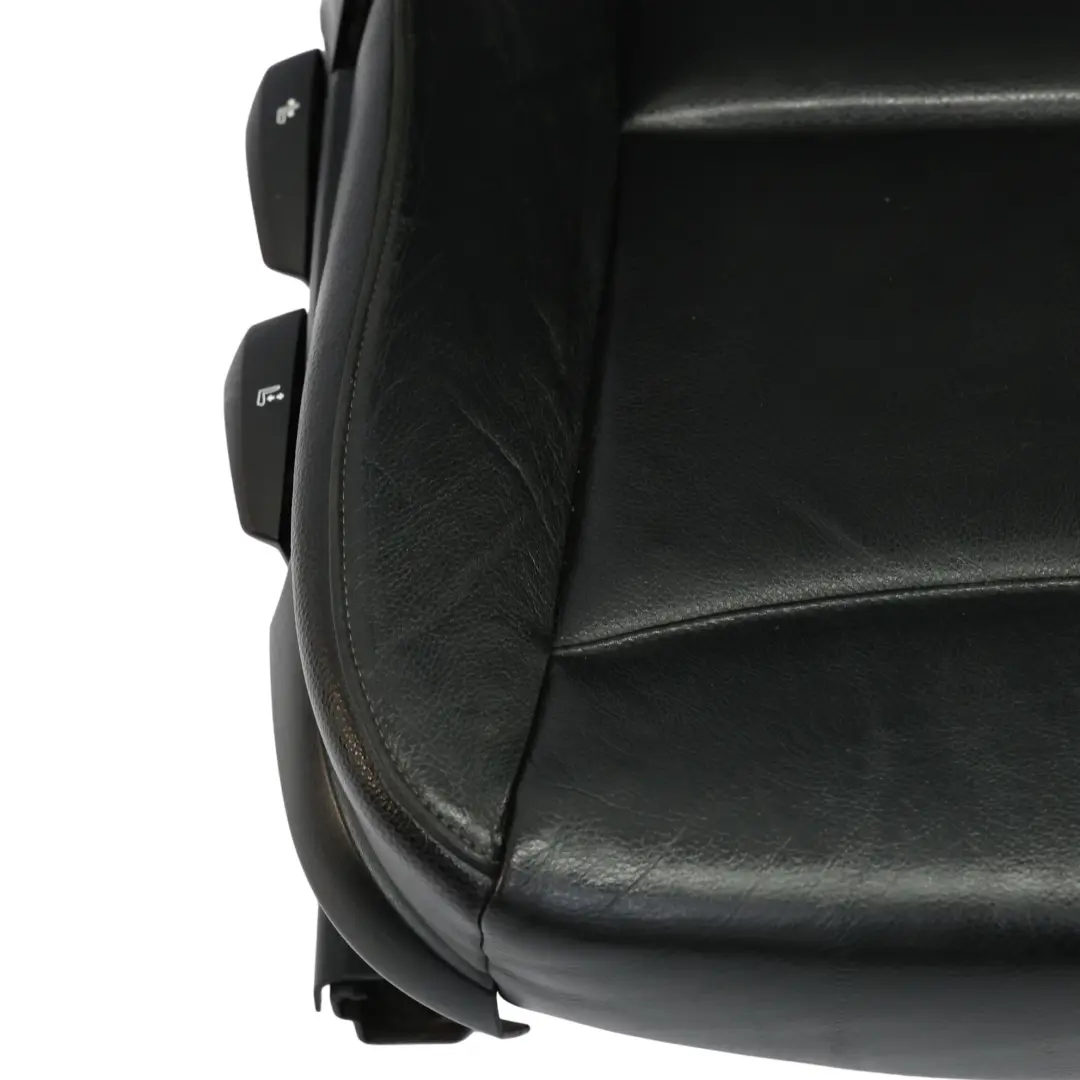 Fotel Przedni Prawy Grzany Czarna Skóra Dakota do BMW E90 E91 LCI o numerze 7246800 BMW E90 E91 LCI Fotel Przedni Prawy Grzany Czarna Skóra Dakota - SKU 7246800-4 - Numer Części 7246800