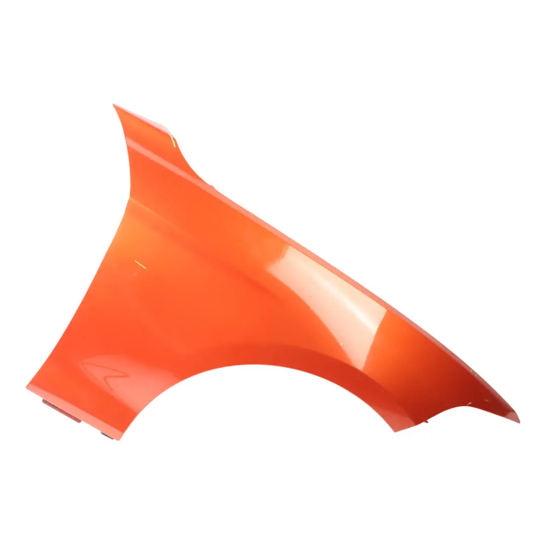 Pannello Laterale Parafango Anteriore Destro Valencia Orange B44 per BMW F20 F22 con numero di parte 7284646 BMW F20 F22 Pannello Laterale Parafango Anteriore Destro Valencia Orange B44 - SKU 7284646-ORG - Numero di parte 7284646