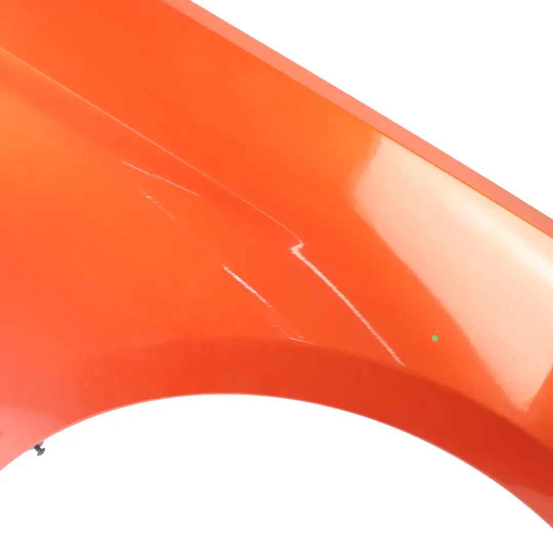 Pannello Laterale Parafango Anteriore Destro Valencia Orange B44 per BMW F20 F22 con numero di parte 7284646 BMW F20 F22 Pannello Laterale Parafango Anteriore Destro Valencia Orange B44 - SKU 7284646-ORG - Numero di parte 7284646