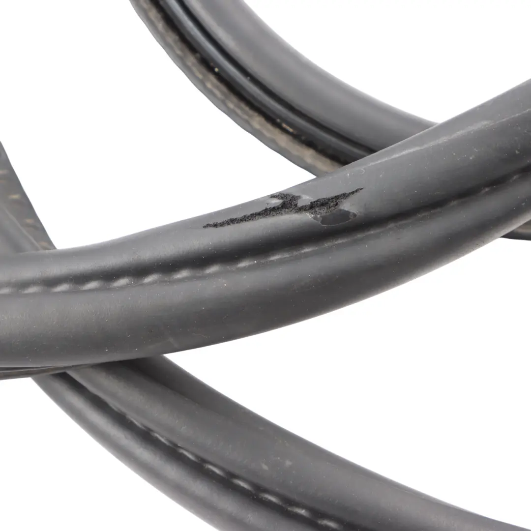 Uszczelka Klapy Bagażnika do BMW F12 o numerze 7286077 BMW F12 Uszczelka Klapy Bagażnika - SKU 7286077 - Numer Części 7286077