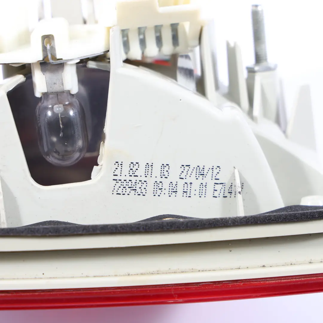 Lampa Tylna Klapa Bagażnika Lewa do BMW E91 LCI Touring o numerze 7289433 BMW E91 LCI Touring Lampa Tylna Klapa Bagażnika Lewa - SKU 7289433-2 - Numer Części 7289433