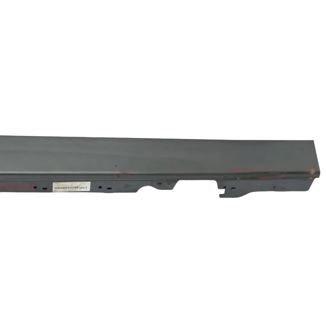 Cache Latérale BMW F20 Bande De Seuil Droite Mineralgrau Gris - B39 pour à propos du numéro de pièce 7293554 Cache Latérale BMW F20 Bande De Seuil Droite Mineralgrau Gris - B39 - SKU 7293554-MG2 - Numéro de pièce 7293554