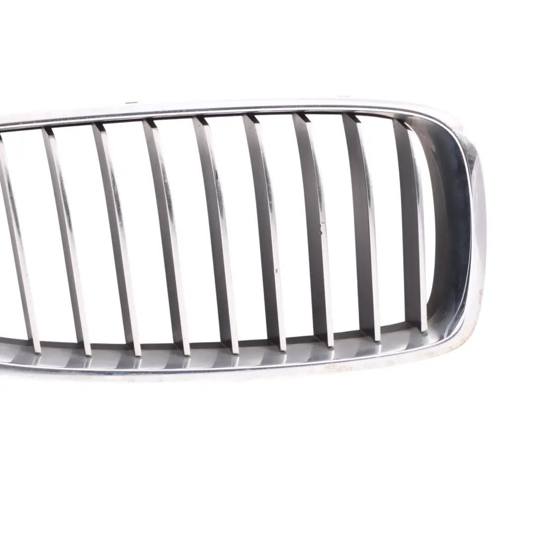 Centre Grille BMW F32 F33 F36 Front Bumper Right O/S Trim Panel Chrome to with Part number 7294816 Centre Grille BMW F32 F33 F36 Front Bumper Right O/S Trim Panel Chrome - SKU 7294816 - Part number 7294816