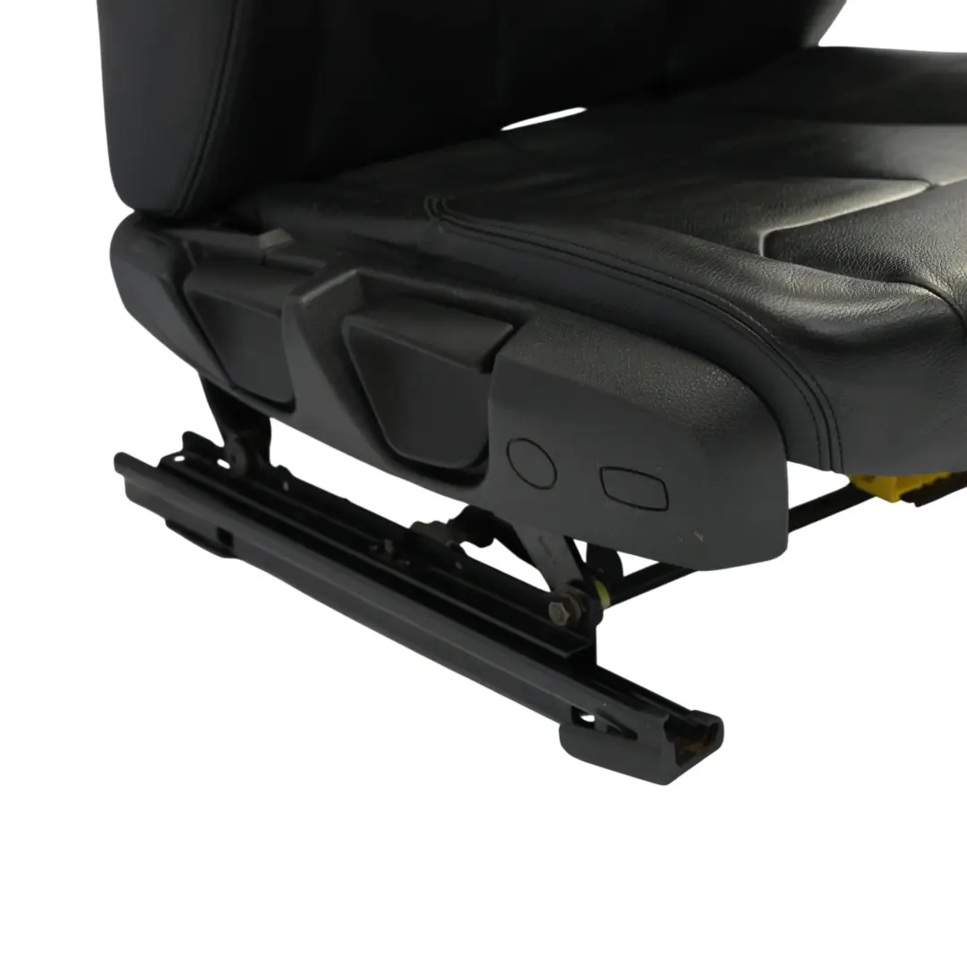 Fotel Przedni Skórzany Skóra Dakota Black Prawy do BMW F20 o numerze 7295110 BMW F20 Fotel Przedni Skórzany Skóra Dakota Black Prawy - SKU 7295110-10 - Numer Części 7295110