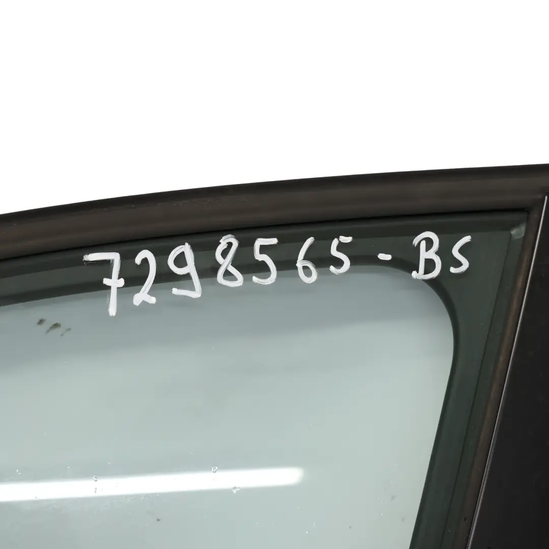 Puerta BMW F30 F31 Delantera Izquierda Black Sapphire Metallic - 475 para con número de pieza 7298565 Puerta BMW F30 F31 Delantera Izquierda Black Sapphire Metallic - 475 - SKU 7298565-BS - Número de pieza 7298565