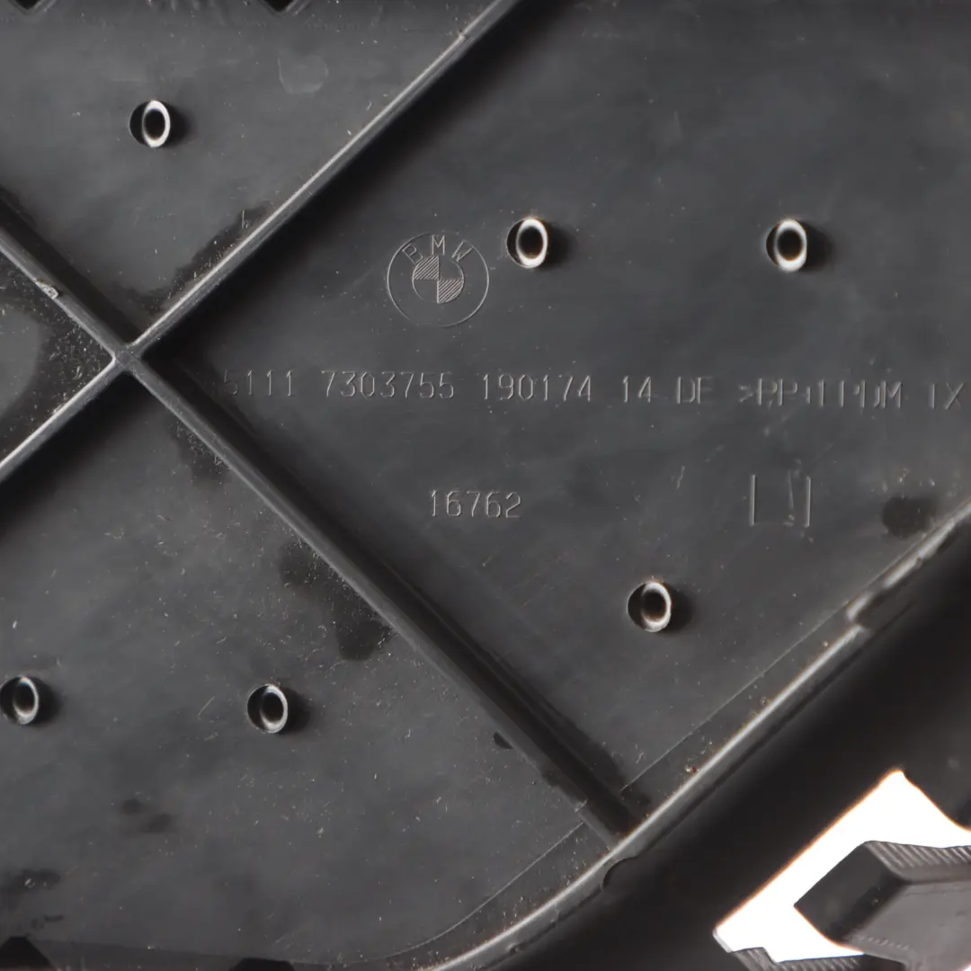 Kratka Zderzaka Dolna Przód Lewo do BMW X1 E84 o numerze 7303755 BMW X1 E84 Kratka Zderzaka Dolna Przód Lewo - SKU 7303755 - Numer Części 7303755