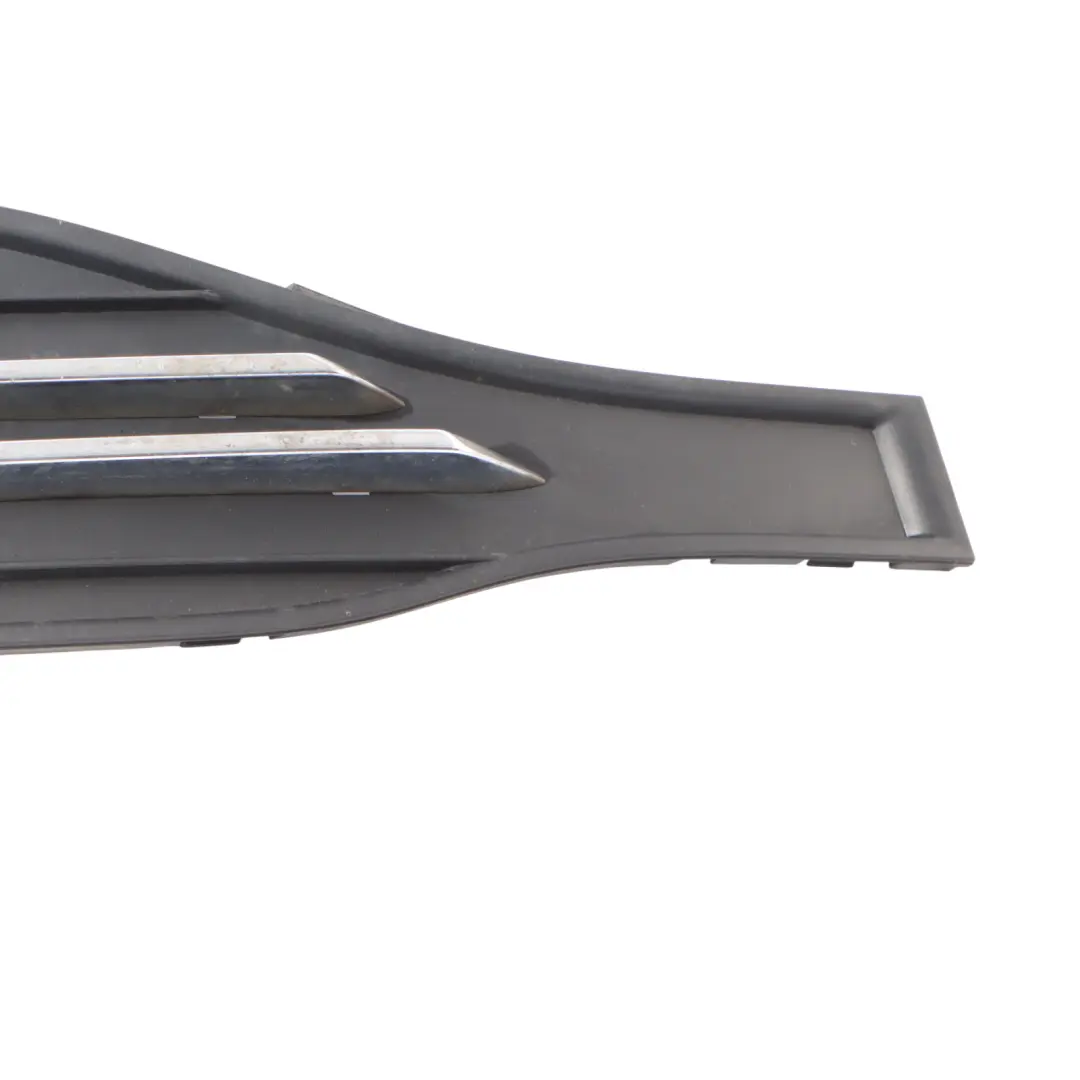 Bumper Fog Grille BMW F32 F33 F36 Luxury Line Trim Panel Right O/S 7309624 to with Part number 7309622 Bumper Fog Grille BMW F32 F33 F36 Luxury Line Trim Panel Right O/S 7309624 - SKU 7309622 - Part number 7309622