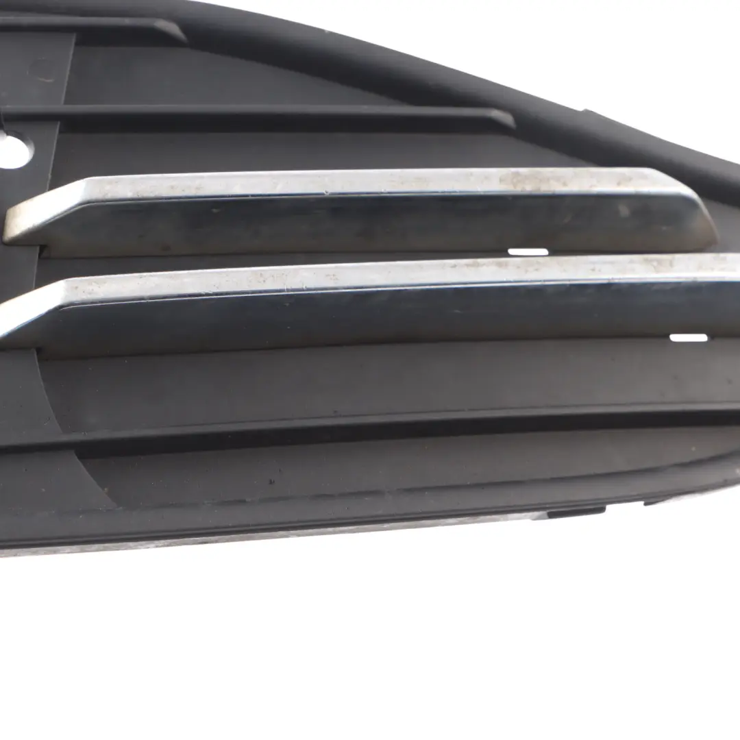 Bumper Fog Grille BMW F32 F33 F36 Luxury Line Trim Panel Right O/S 7309624 to with Part number 7309622 Bumper Fog Grille BMW F32 F33 F36 Luxury Line Trim Panel Right O/S 7309624 - SKU 7309622 - Part number 7309622