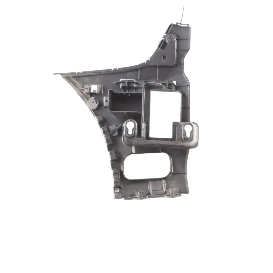 Ślizg Mocowanie Uchwyt Zderzaka Boczny Prawy Tył do BMW F46 o numerze 7318754 BMW F46 Ślizg Mocowanie Uchwyt Zderzaka Boczny Prawy Tył - SKU 7318754 - Numer Części 7318754