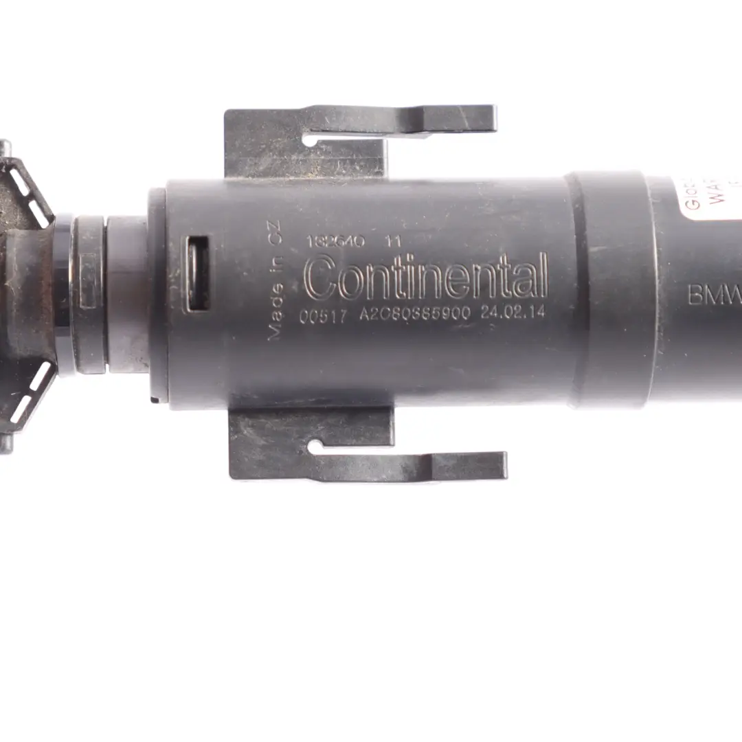 Front Lamp Headlight Washer Jet Spray Nozzle Left N/S to BMW E84 with Part number 7321891 BMW E84 Front Lamp Headlight Washer Jet Spray Nozzle Left N/S - SKU 7321891 - Part number 7321891