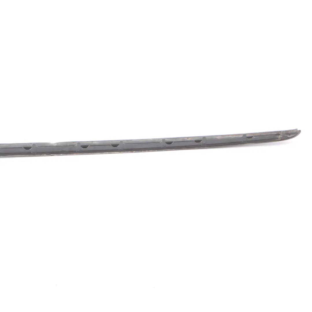 Deflector Agua Moldura Delantera Derecha para BMW F46 Gran Tourer con número de pieza 7331508 BMW F46 Gran Tourer Deflector Agua Moldura Delantera Derecha - SKU 7331508 - Número de pieza 7331508