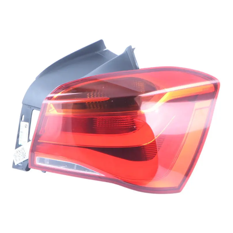 Fanale posteriore Pannello laterale destro per BMW F20 F21 LCI con numero di parte 7359018 BMW F20 F21 LCI Fanale posteriore Pannello laterale destro - SKU 7359018-1 - Numero di parte 7359018