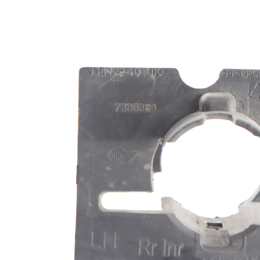 PDC Bracket Mini F56 F55 F57 Rear Right O/S PDC Sensor Holder Support to with Part number 7386389 PDC Bracket Mini F56 F55 F57 Rear Right O/S PDC Sensor Holder Support - SKU 7386389 - Part number 7386389