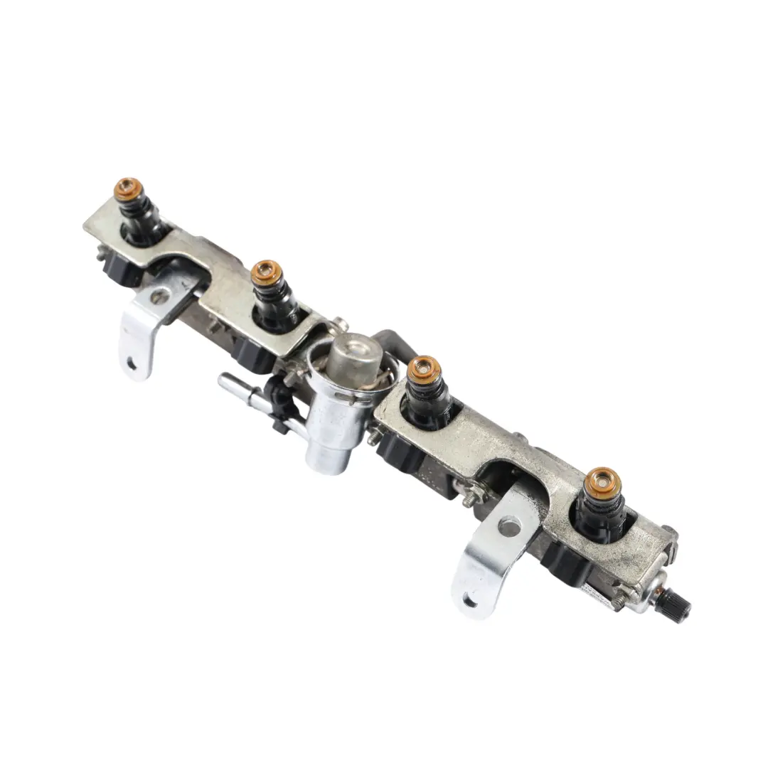 Benzina Tubo Iniezione Fuel Rail per MINI Cooper One R50 R53 1.6 con numero di parte 7550165 MINI Cooper One R50 R53 1.6 Benzina Tubo Iniezione Fuel Rail - SKU 7550165 - Numero di parte 7550165