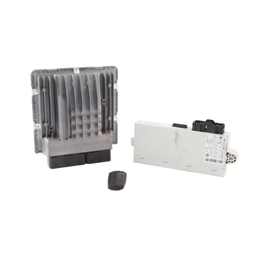 N52 218HP Engine ECU Kit DME 7555361 CAS2 Key Automatic to BMW E60 E90 325i 525i with Part number 7577968 BMW E60 E90 325i 525i N52 218HP Engine ECU Kit DME 7555361 CAS2 Key Automatic - SKU 7555361-10 - Part number 7577968