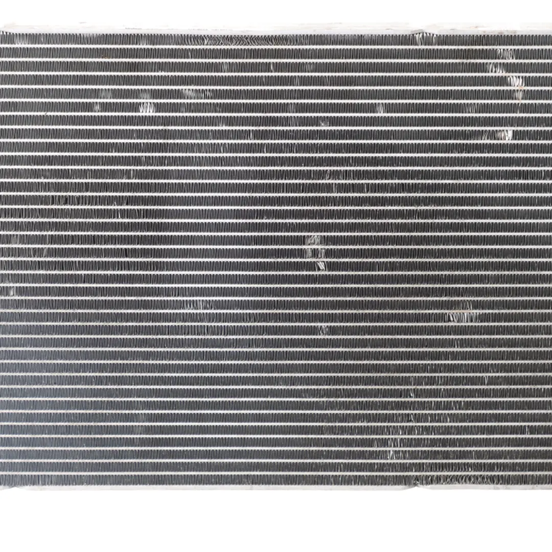 Radiateur Eau Moteur Refroidissement pour BMW F20 F21 F30 F31 à propos du numéro de pièce 7600511 BMW F20 F21 F30 F31 Radiateur Eau Moteur Refroidissement - SKU 7600511-1 - Numéro de pièce 7600511