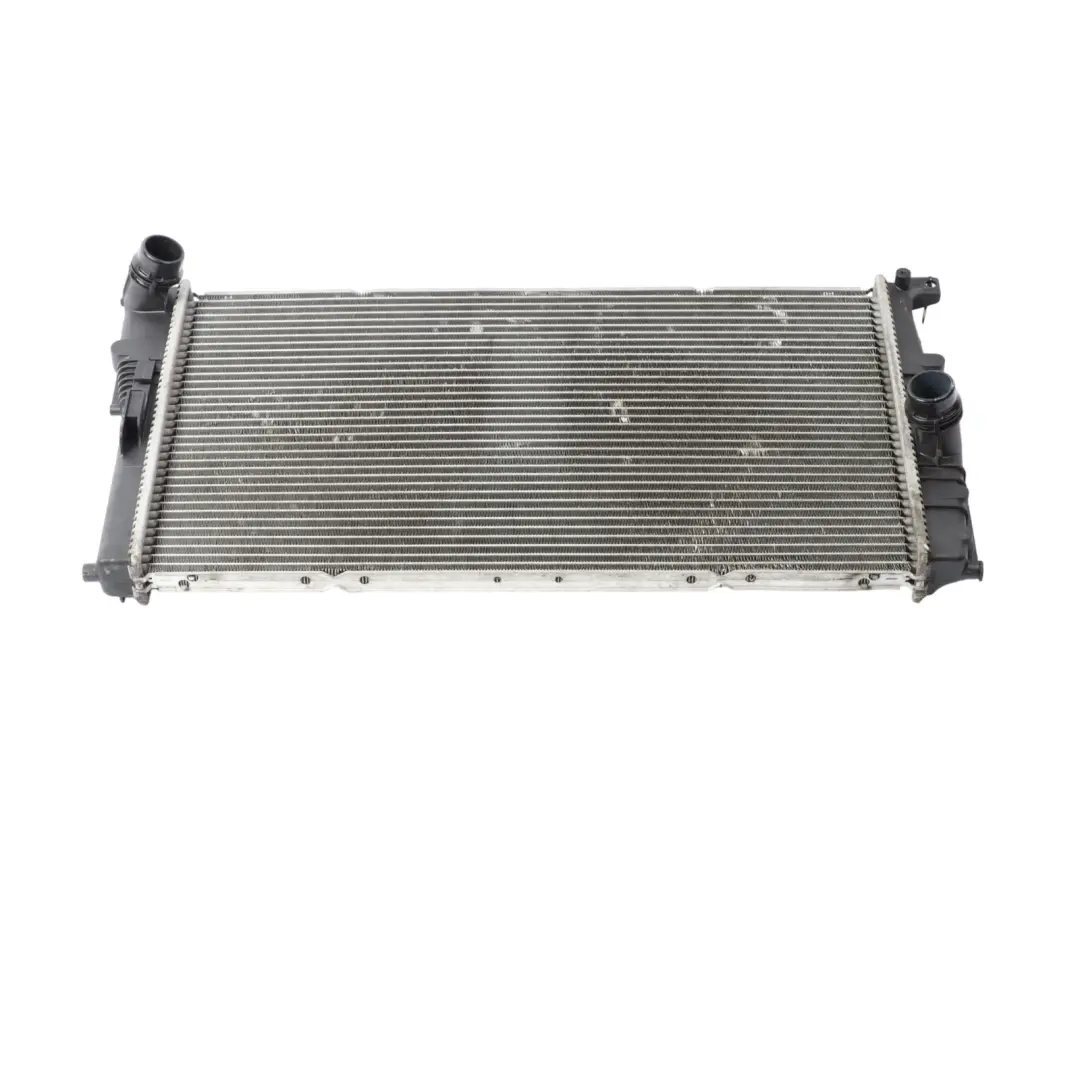Radiateur Eau Moteur Refroidissement pour BMW F20 F21 F30 F31 à propos du numéro de pièce 7600511 BMW F20 F21 F30 F31 Radiateur Eau Moteur Refroidissement - SKU 7600511-1 - Numéro de pièce 7600511