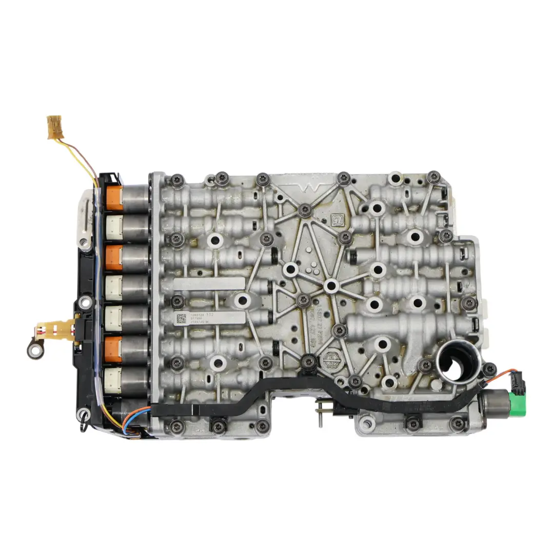 Cambio Automatico Unità Controllo Meccatronica GA8HP45Z per BMW X1 E84 con numero di parte 7647850 BMW X1 E84 Cambio Automatico Unità Controllo Meccatronica GA8HP45Z - SKU 7647850 - Numero di parte 7647850