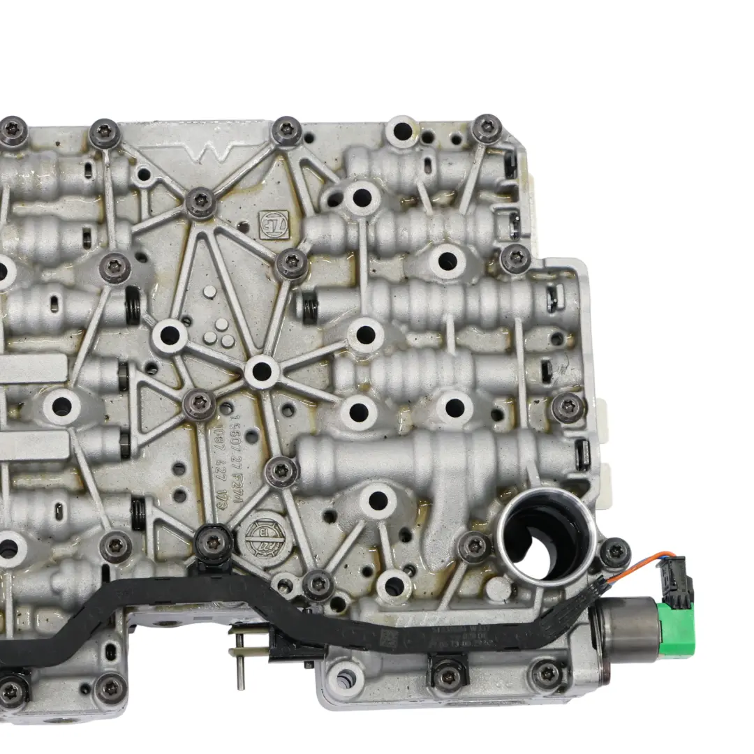 Gearbox Mechatronic Control Unit GA8HP45Z to BMW X1 E84 Automatic with Part number 7647850 BMW X1 E84 Automatic Gearbox Mechatronic Control Unit GA8HP45Z - SKU 7647850 - Part number 7647850