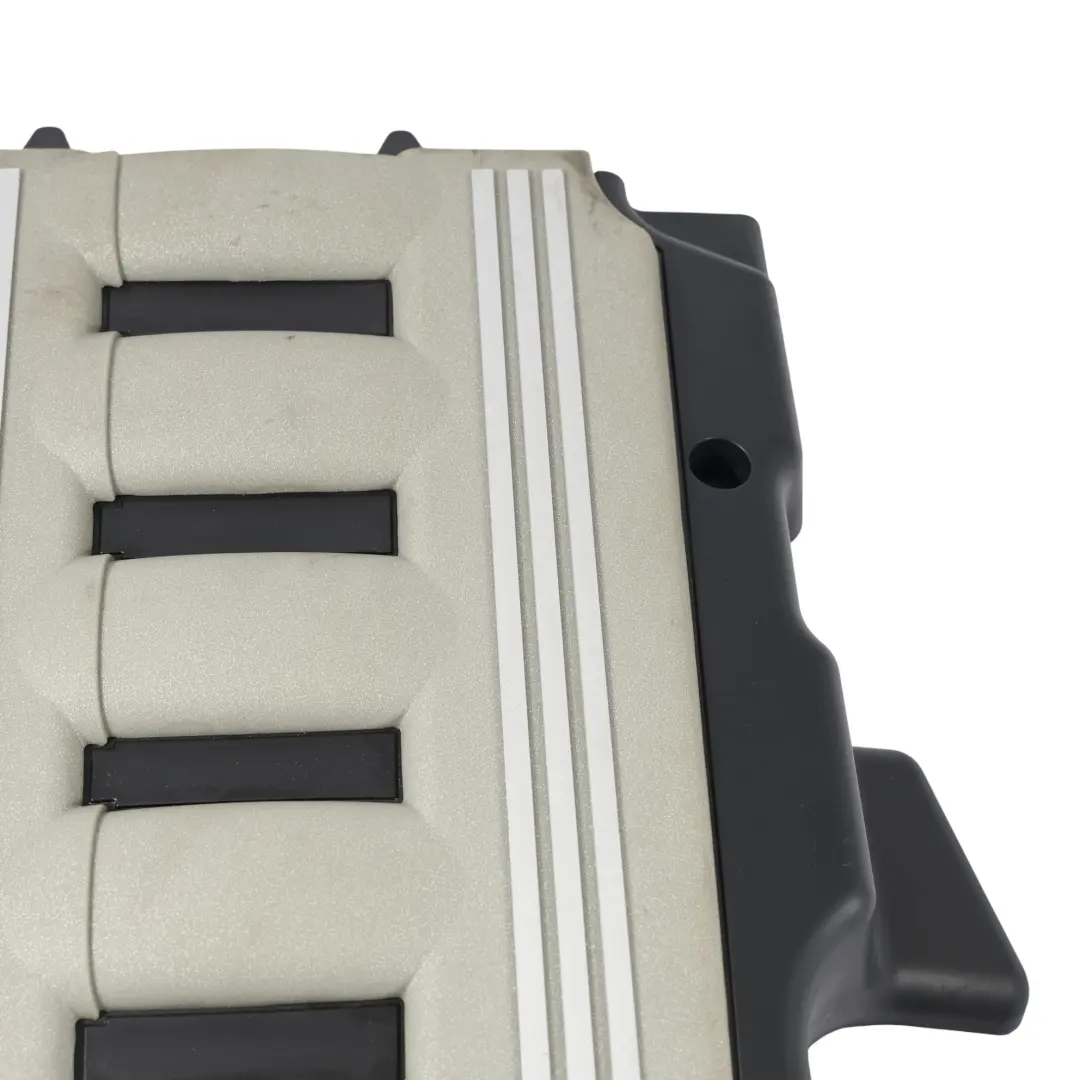 Copertura acustica del motore BMW E60 E65 E83 LCI Diesel M57N M57N2 per con numero di parte 7788908 Copertura acustica del motore BMW E60 E65 E83 LCI Diesel M57N M57N2 - SKU 7788908-3 - Numero di parte 7788908
