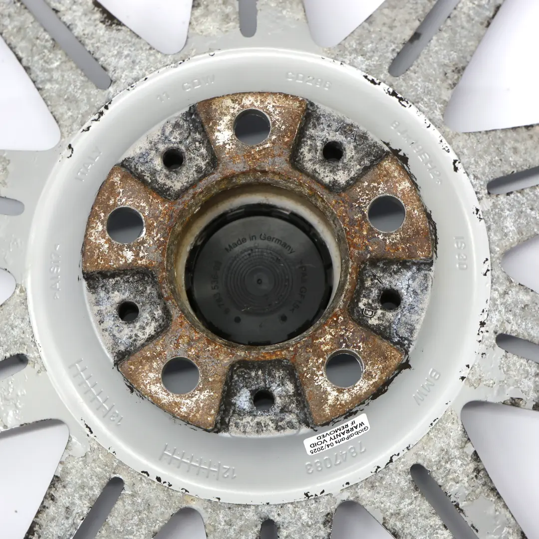 Silberne Alufelge 19" M Doppelspeiche 225 ET:30 8J für BMW X1 E84 mit Teilenummer 7847083 BMW X1 E84 Silberne Alufelge 19" M Doppelspeiche 225 ET:30 8J - SKU 7847083-2 - Teilenummer 7847083